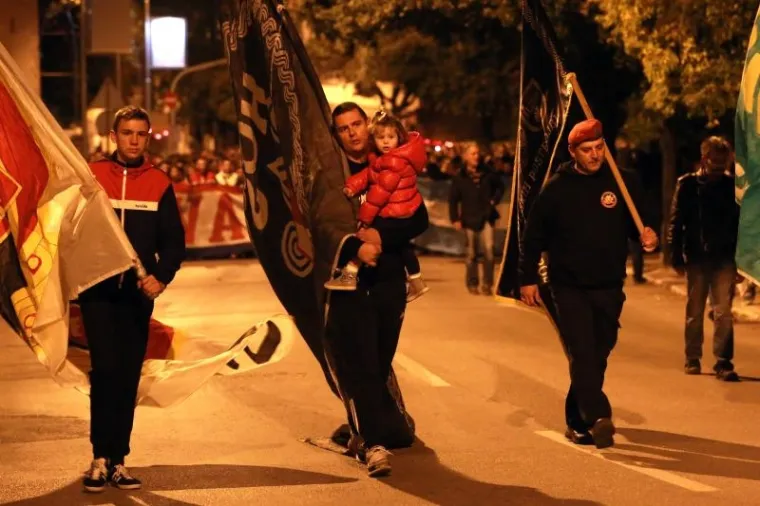 'I U MOM GRADU VUKOVAR SVIJETLI': Torcida i građani odali počast Gradu heroju