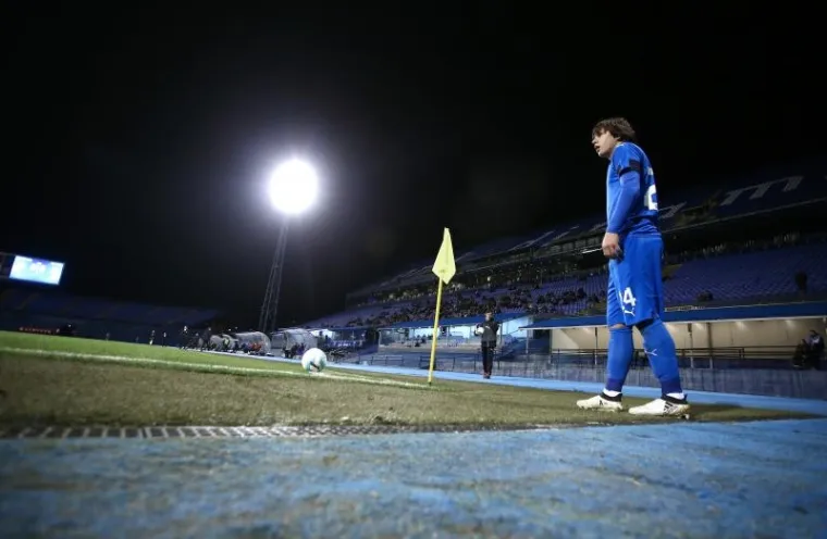 DINAMO NIKOGA NE ZANIMA: Šačica navijača gledala utakmicu s Istrom