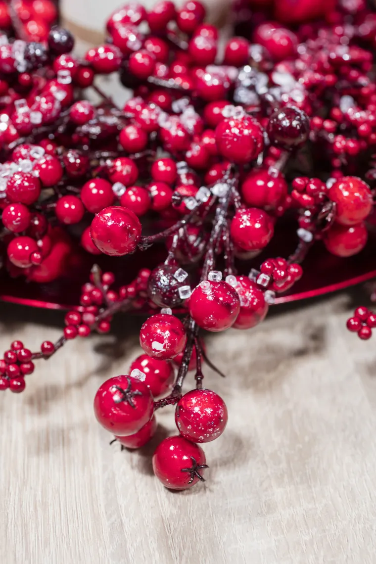 Vijenac s bobicama 129,99 kn