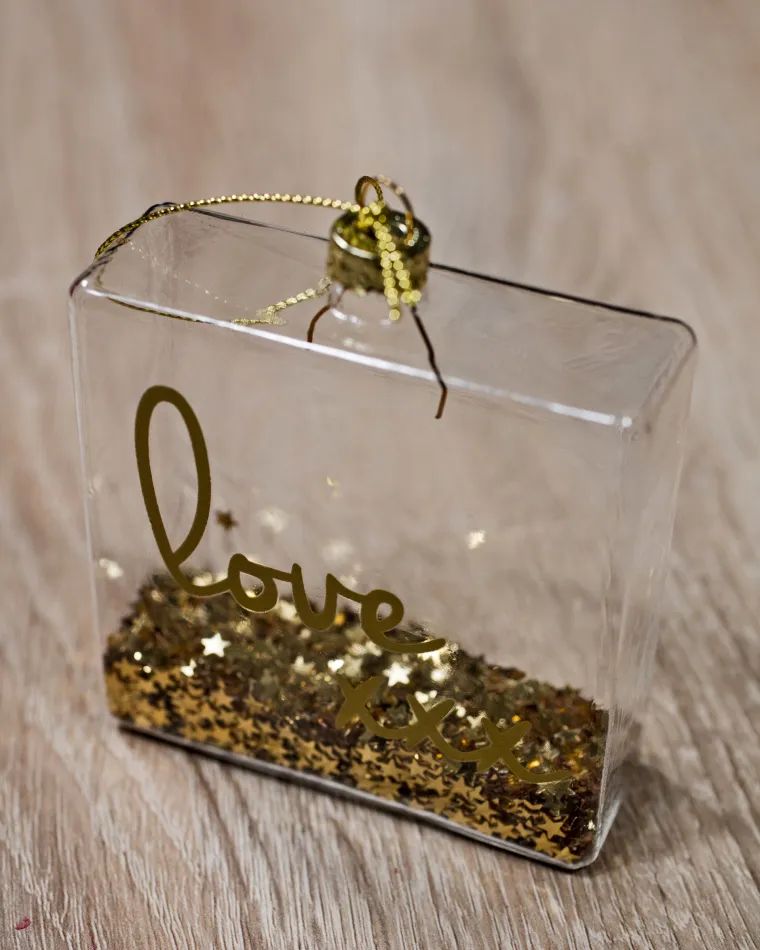 Dekoracija Gold Shine 29,99 kn