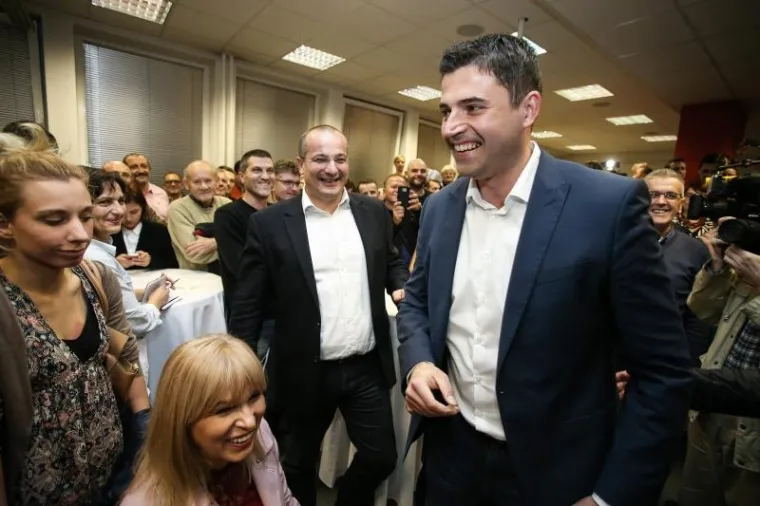 BERNARDIĆ I OSTOJIĆ IDU U DRUGI KRUG: Borit će se za mjesto &scaron;efa SDP-a