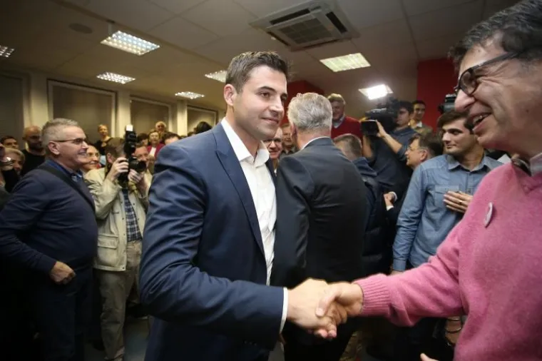 BERNARDIĆ I OSTOJIĆ IDU U DRUGI KRUG: Borit će se za mjesto &scaron;efa SDP-a