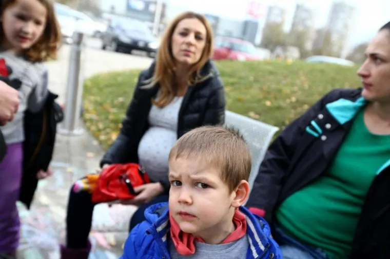 Prosvjed protiv megalomanskih 'nakaza' tik uz MSU