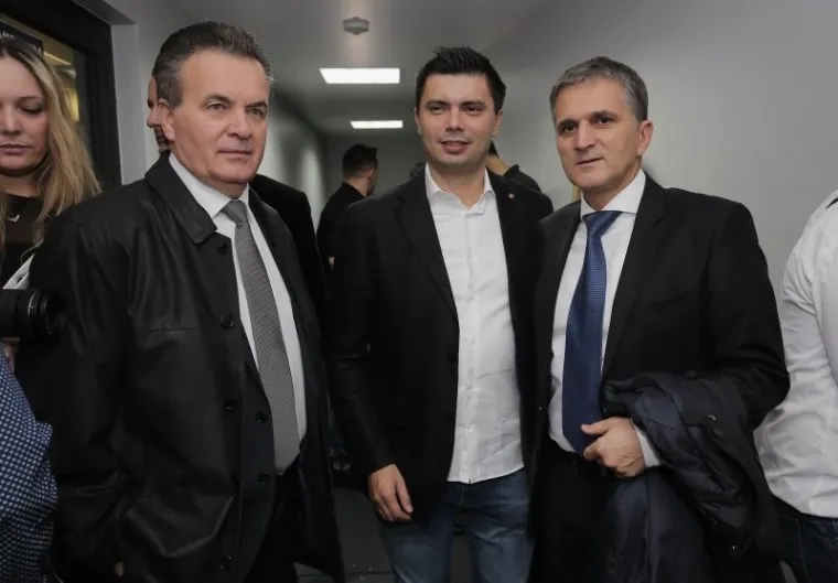 VELIKI KONCERT ZA DIJASPORU: Hrvatima u Frankfurtu ukazali se ba&scaron; svi, od Rozge i &Scaron;kore pa sve do Ćire i Olivera