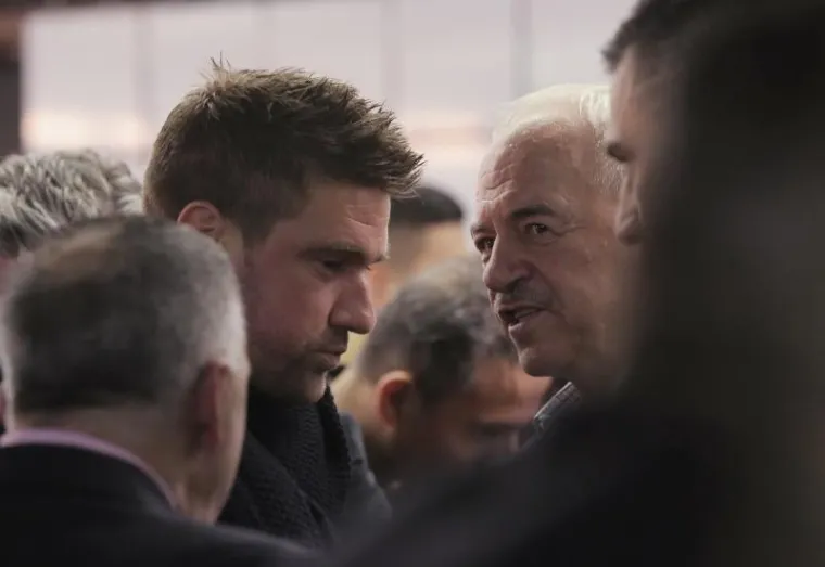 VELIKI KONCERT ZA DIJASPORU: Hrvatima u Frankfurtu ukazali se ba&scaron; svi, od Rozge i &Scaron;kore pa sve do Ćire i Olivera