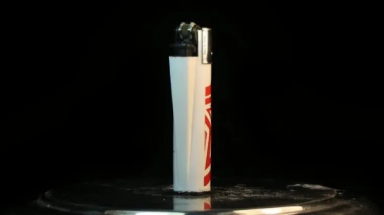 MOŽETE LI POGODITI &Scaron;TO SE NALAZI NA FOTKAMA? Zumirane su do neprepoznatljivosti, testirajte moć zapažanja