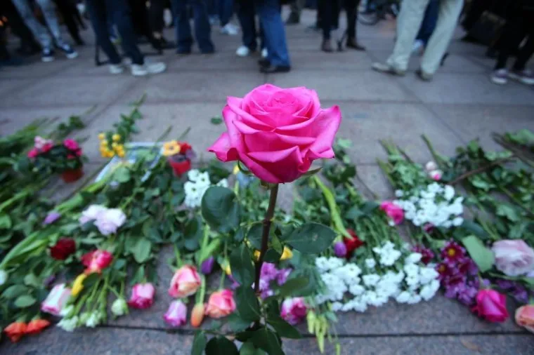 CVIJEĆE ZA CVJETNI: Građani prosvjeduju protiv Bandića