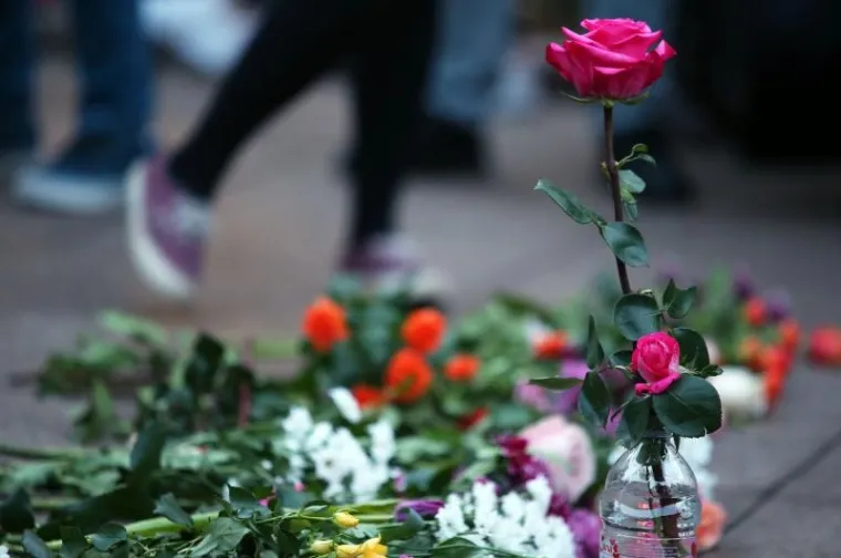 CVIJEĆE ZA CVJETNI: Građani prosvjeduju protiv Bandića