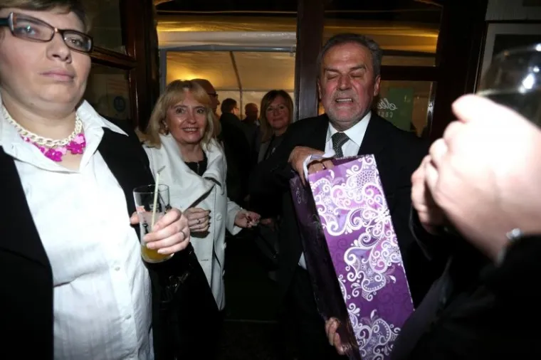BANDIĆ OKRUŽEN DAMAMA PROSLAVIO ROĐENDAN: Pogledajte tko je sve došao na feštu u poznati ZG restoran