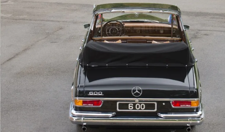 SAMO IH JE 9 TAKVIH: Ovaj Mercedes je bio Titov, a može biti i Va&scaron;