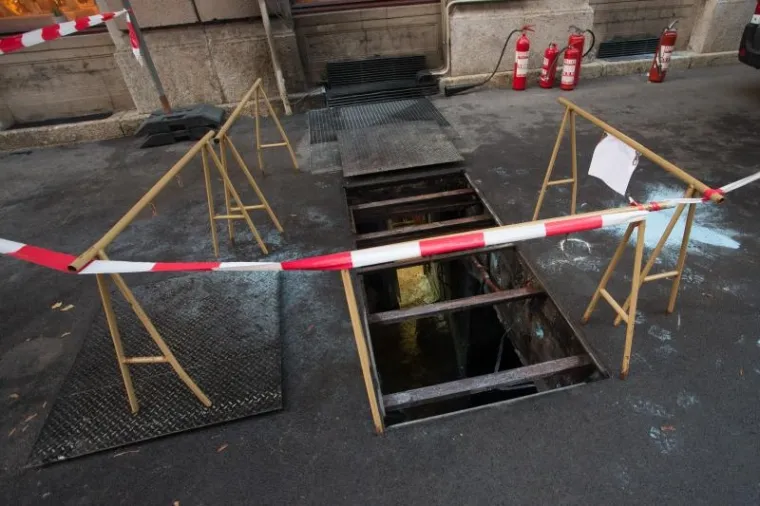 HOTEL U DIMU: Požar u Palaceu