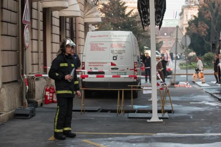 HOTEL U DIMU: Požar u Palaceu