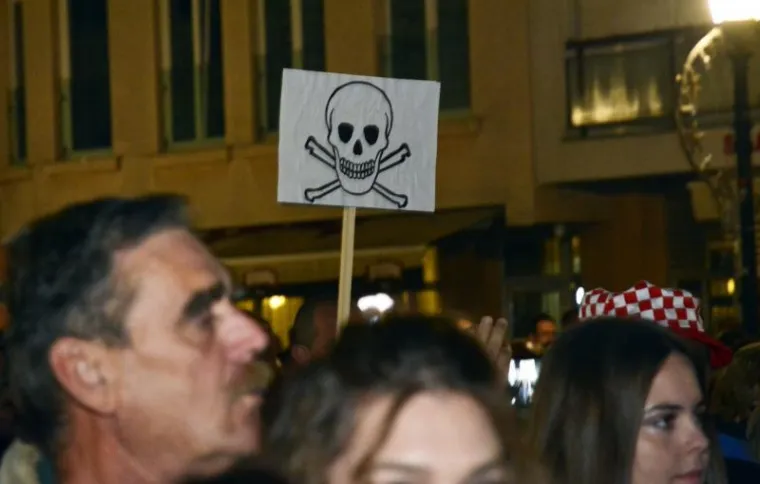 'ZA&Scaron;TO NAS TRUJETE?' Tisuće Brođana prosvjedovalo za pravo na čisti zrak