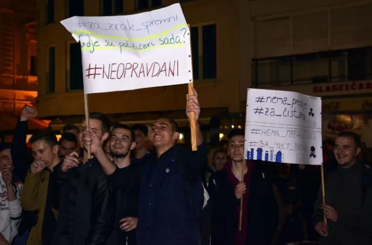 'ZA&Scaron;TO NAS TRUJETE?' Tisuće Brođana prosvjedovalo za pravo na čisti zrak