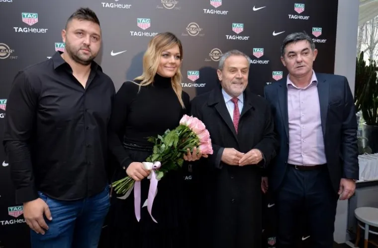 BANDIĆ DONIO I CVIJEĆE: Sandra Perković organizirala druženje nakon završetka sezone