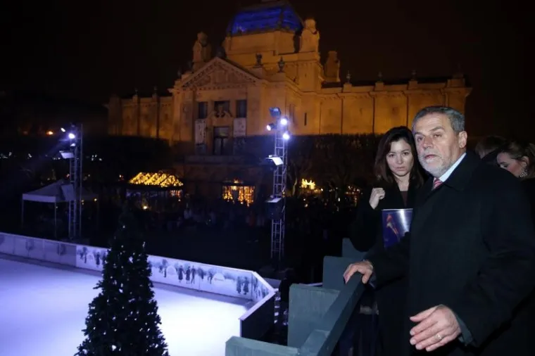 SLUŽBENO ZAPOČEO ZAGREBAČKI ADVENT: Pogledajte doista fantastične fotografije, zbog ovoga volimo zimu