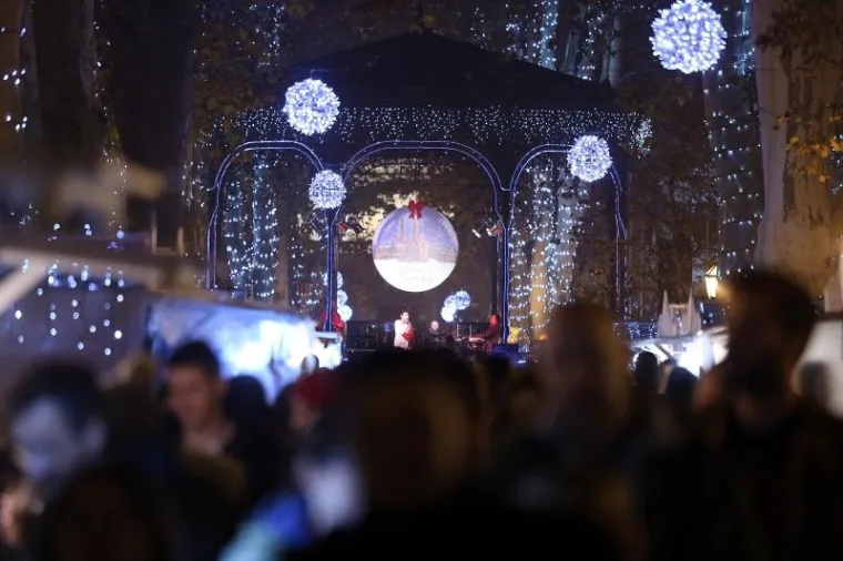 SLUŽBENO ZAPOČEO ZAGREBAČKI ADVENT: Pogledajte doista fantastične fotografije, zbog ovoga volimo zimu