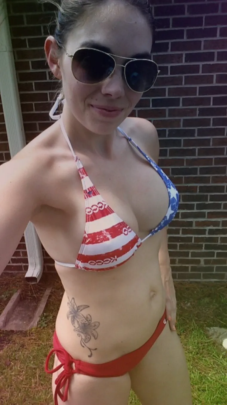 OVE CURE TREBAJU VA&Scaron;U POMOĆ: Cijelo ljeto ih stiskali i žuljali premali badići, sada se konačno mogu opustiti