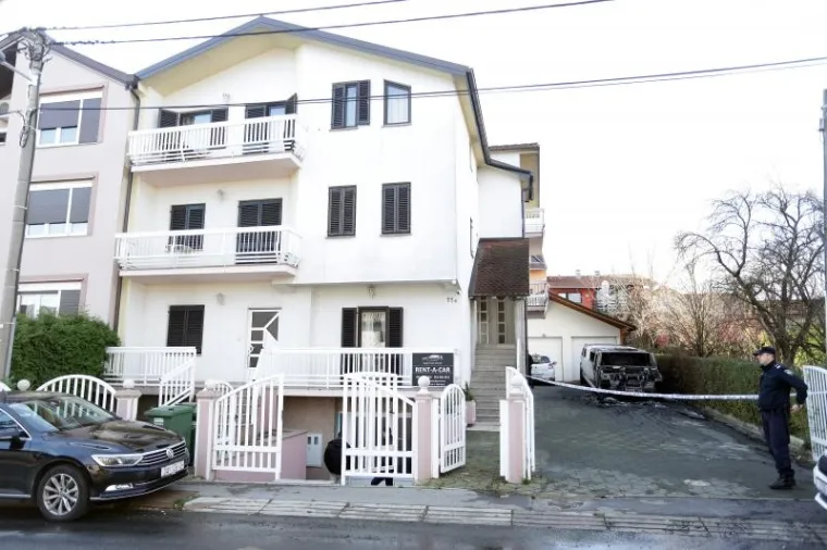 Požar uništio Hummer na Bukovcu