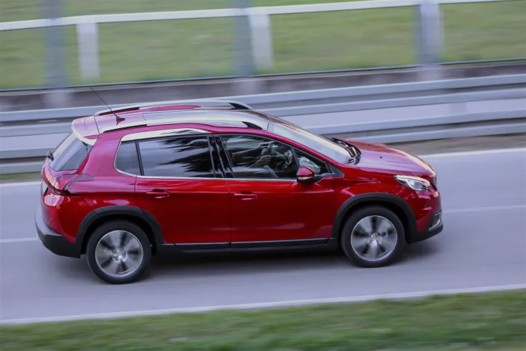 TEST: Peugeot 2008 Allure 1.2 PureTech 110 EAT6