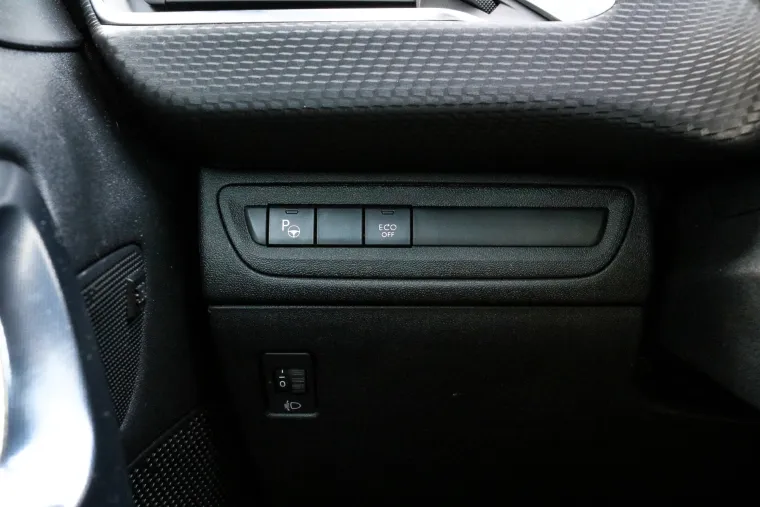 TEST: Peugeot 2008 Allure 1.2 PureTech 110 EAT6