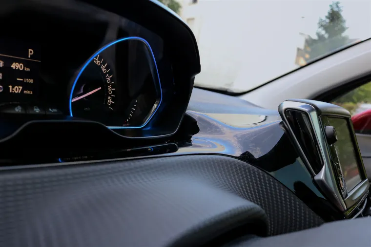 TEST: Peugeot 2008 Allure 1.2 PureTech 110 EAT6