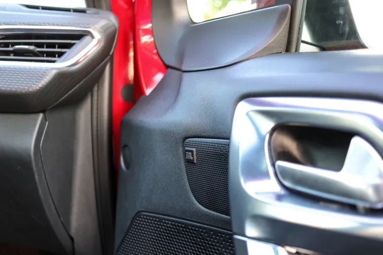 TEST: Peugeot 2008 Allure 1.2 PureTech 110 EAT6