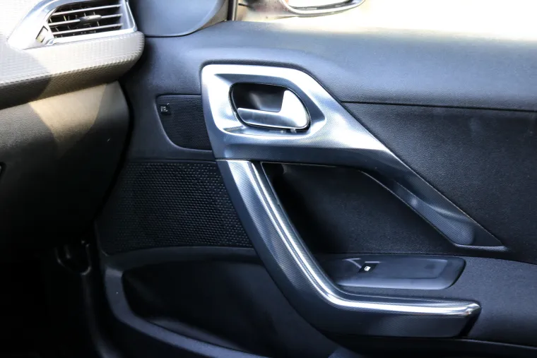 TEST: Peugeot 2008 Allure 1.2 PureTech 110 EAT6