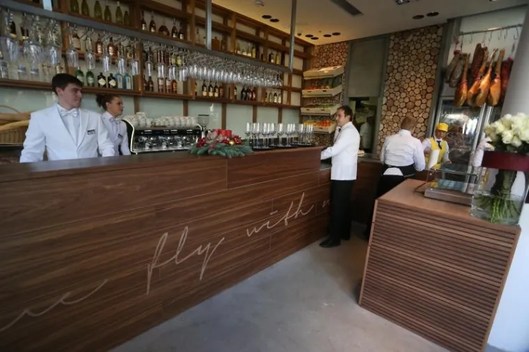 HORVATINČIĆEV 'MY WAY': Pogledajte kako izgleda restoran na Cvjetnom zbog čije je terase izbio skandal