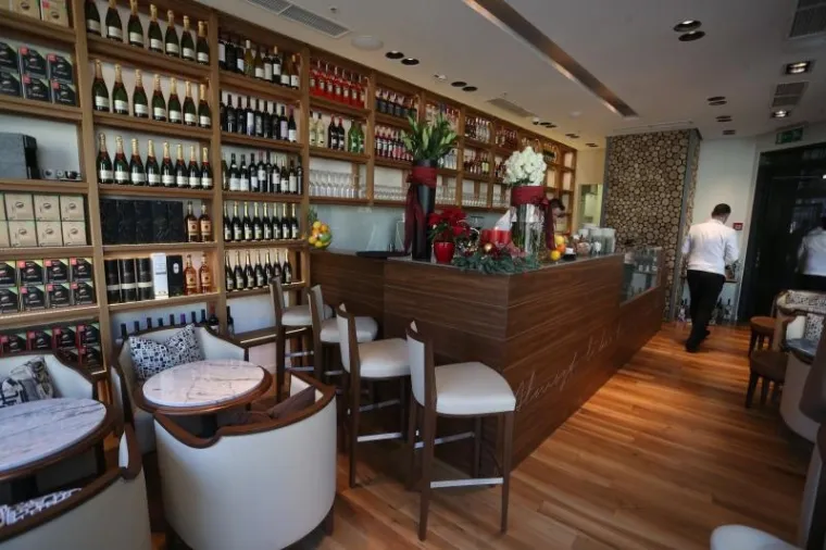 HORVATINČIĆEV 'MY WAY': Pogledajte kako izgleda restoran na Cvjetnom zbog čije je terase izbio skandal