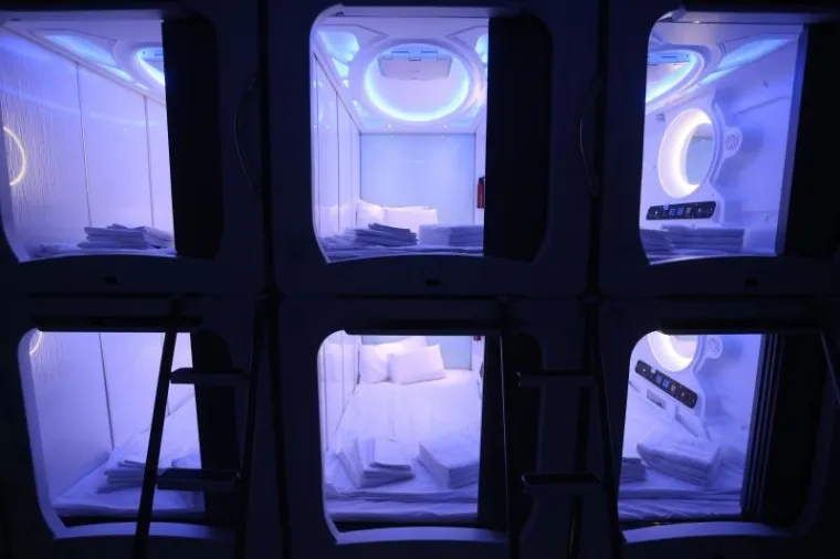 Subspace hotel je jedinstven u Europi te nudi smještaj u kapsulama dok je cijela tematika kao iz znanstvene fantastike