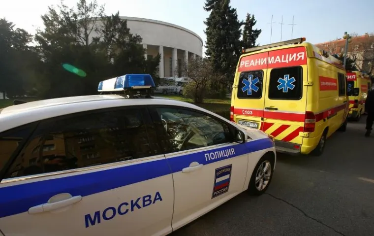 ŠTO RUSKI POLICAJCI RADE PRED SJEDIŠTEM HDZ-a? Blokiran Trg žrtava fašizma...
