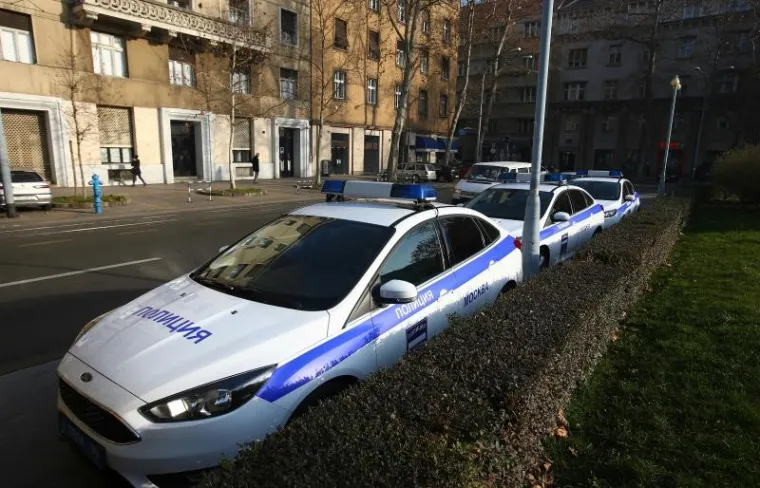 ŠTO RUSKI POLICAJCI RADE PRED SJEDIŠTEM HDZ-a? Blokiran Trg žrtava fašizma...