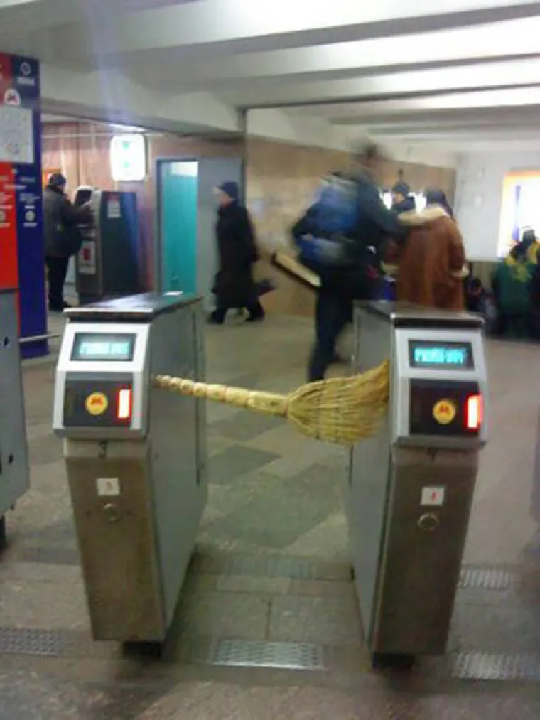 E PA RUSIJO, SAD SI STVARNO PRETJERALA! Evo kako izgleda zemlja u kojoj teče alkohol umjesto vode