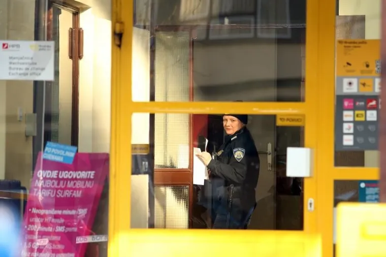 Pljačka po&scaron;te u Zagrebu: Uz prijetnju oružjem odnio 'golemu količinu novca'