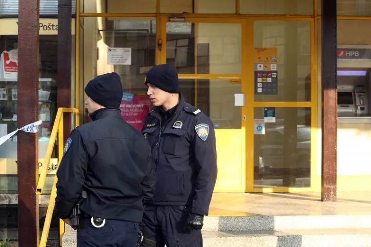 Pljačka po&scaron;te u Zagrebu: Uz prijetnju oružjem odnio 'golemu količinu novca'
