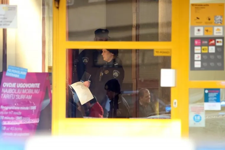 Pljačka po&scaron;te u Zagrebu: Uz prijetnju oružjem odnio 'golemu količinu novca'