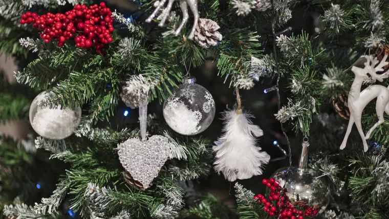 Viseća dekoracija u obliku srca - Glitter 12,99 kn