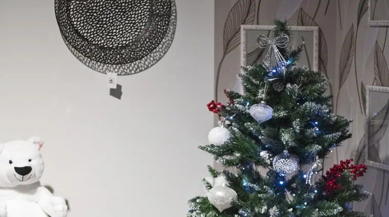 Viseća dekoracija Mašna Glitter 12,99 kn