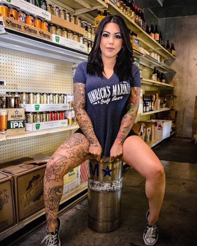 CURE, PA &Scaron;TO TO RADITE?! Sustavno zlostavljaju svoju odjeću dok ne pukne