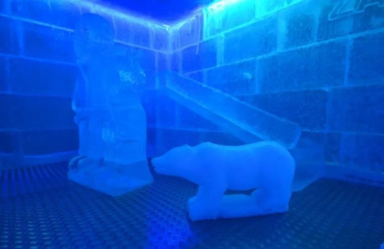 ICE BAR ZAGREB: Uživajte u piću i dječjim predstavama uz 16 tona leda