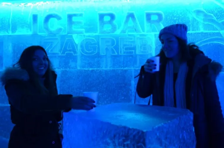 ICE BAR ZAGREB: Uživajte u piću i dječjim predstavama uz 16 tona leda