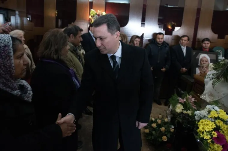 Gradonačelnik Skopja Koce Trajanovski i ministrica kulture Elizabeta Kančevska-Milevska održali su govor u čast preminule pjevačice.