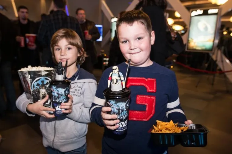 ZNAJU BARATATI SVJETLOSNIM MAČEVIMA: Mirela Holy i Iva &Scaron;ulentić su veliki fanovi 'Star Warsa'