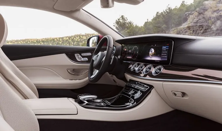 OSTAVLJA BEZ DAHA: Novi Mercedes E-klase u svojoj coupe izvedbi nudi eleganciju i stilsku uglađenost