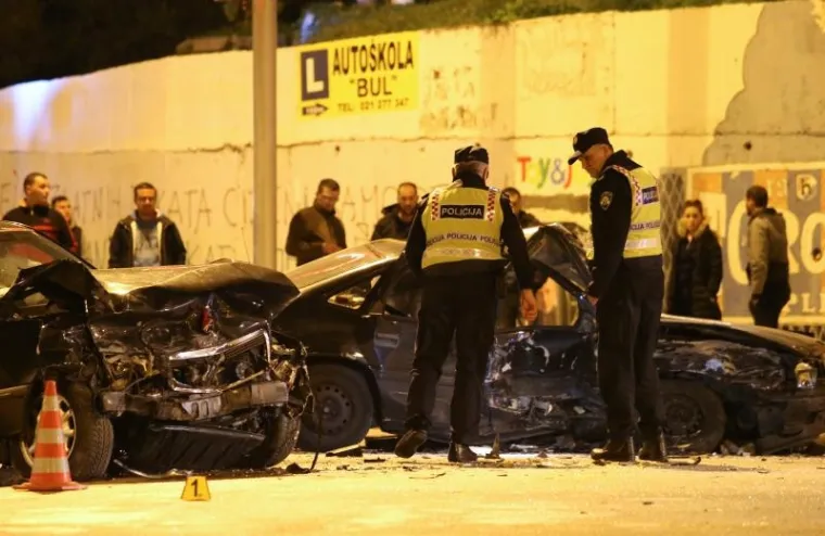 Teška prometna u Splitu: Vatrogasci izvlačili ozlijeđenog vozača iz automobila