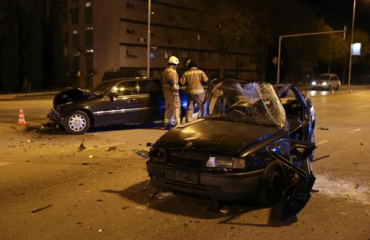 Teška prometna u Splitu: Vatrogasci izvlačili ozlijeđenog vozača iz automobila