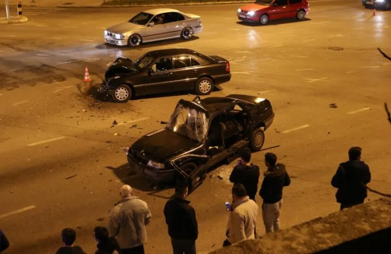 Teška prometna u Splitu: Vatrogasci izvlačili ozlijeđenog vozača iz automobila