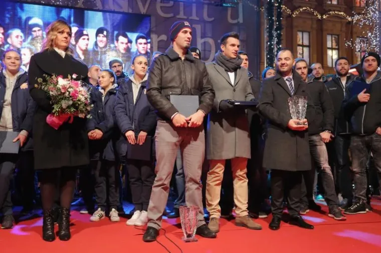 SVEČANOST U U ZAGREBU: Ovako je izgledala dodjela nagrade za sporta&scaron;e godine