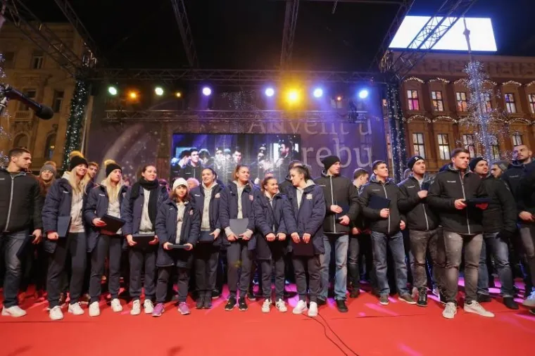 SVEČANOST U U ZAGREBU: Ovako je izgledala dodjela nagrade za sporta&scaron;e godine